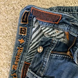 Rock Revival Sapphire